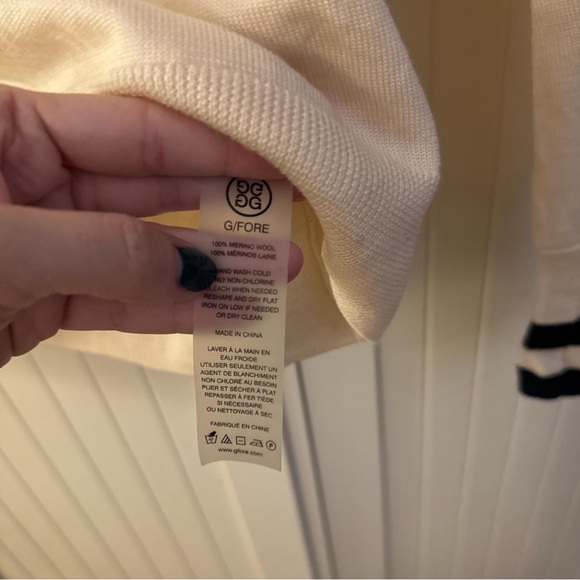 G/FORE Merino Wool Mock Neck Cream/Navy Sweater Size M - Picture 7 of 7